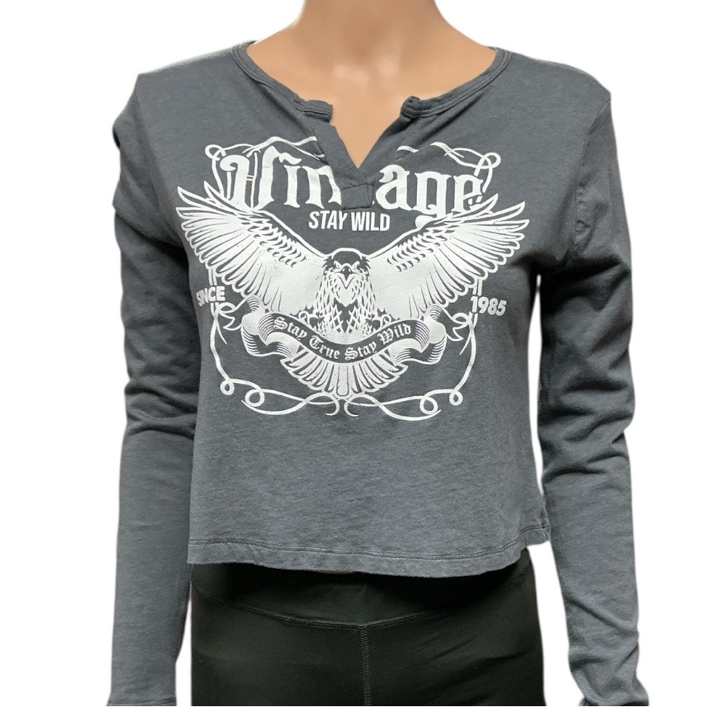 Rock ❤️ Rose Couture - NWT - Vintage Gray Long Sleeve Crop Graphic Tee